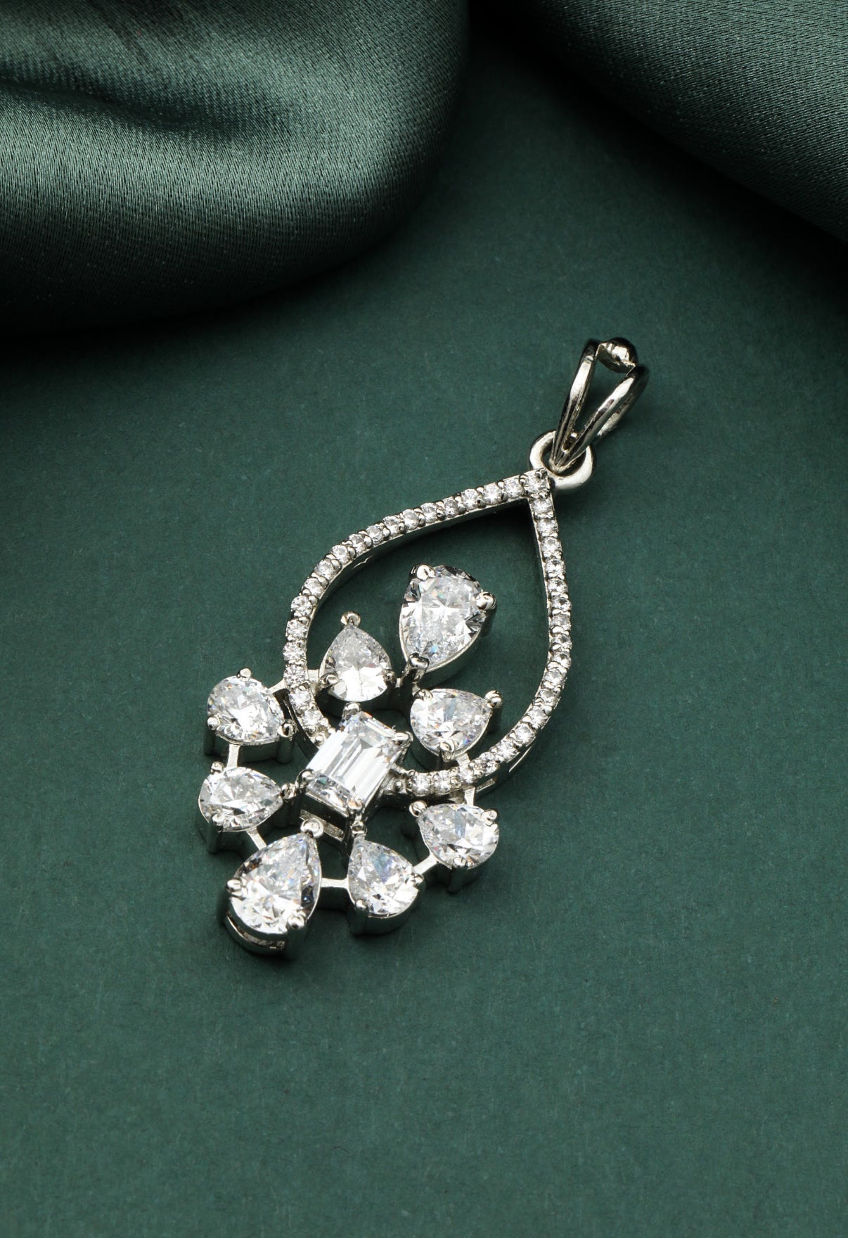 Diamond pendant