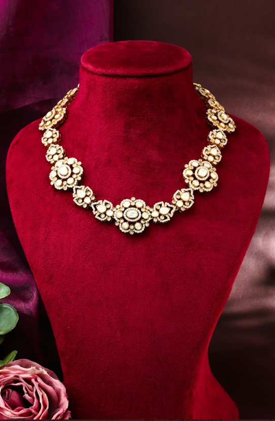 FLOWER POLKI SINGLE LINE NECKLACE