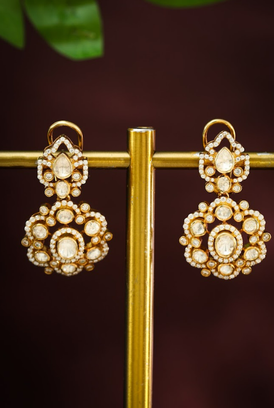 FLOWER POLKI SINGLE LINE NECKLACE